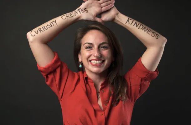 Ashley took part in Dear World's hosted portrait sessions at the Inspiration Hub at IMEX 2021, sharing her signature phrase "Curiosity Creates Kindness"