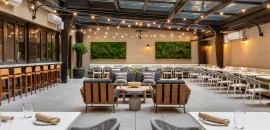 The Arlo Washington DC courtyard