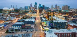 Downtown Kansas City skyline. CREDIT Michael Edwards-Visit KC