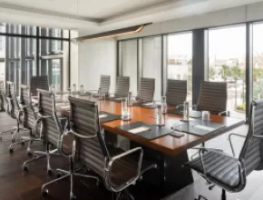 JW Marriott Tampa Water Street meeting room