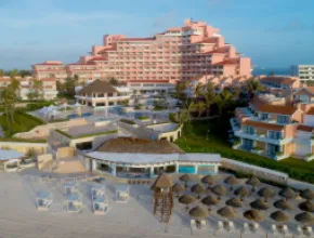 Wynhdham Grand Cancun