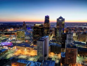 Kansas City skyline east.