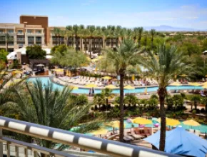 Image of pool area of JW Marriott Desert Ridge
