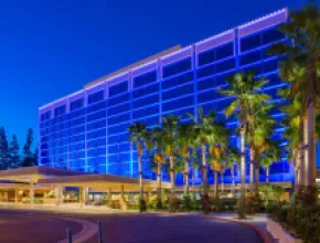 Disneyland® Hotel 