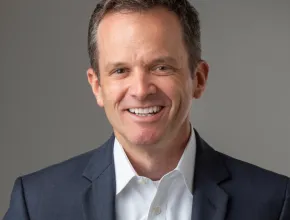Whitten headshot