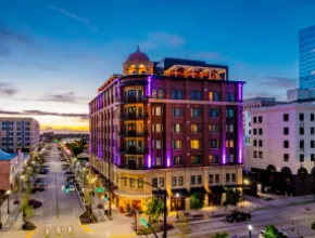 Hotel Renegade