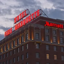 Peoria Pere Marquette Hotel Exterior