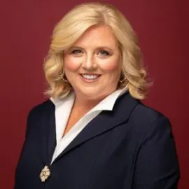 Photo of Deana Ivey.