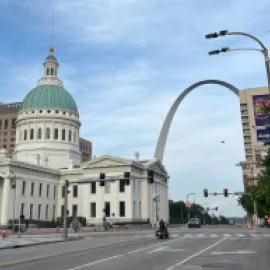 The Old Courthouse and Gateway Arch in St. Louis