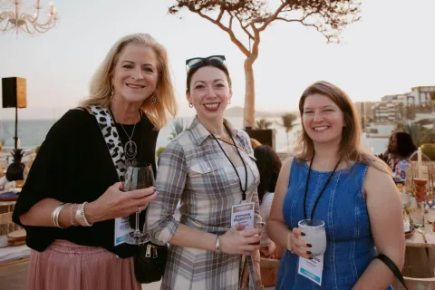 Meetings Today LIVE! Corporate/Incentive attendees at the Welcome Reception on Sunday. 