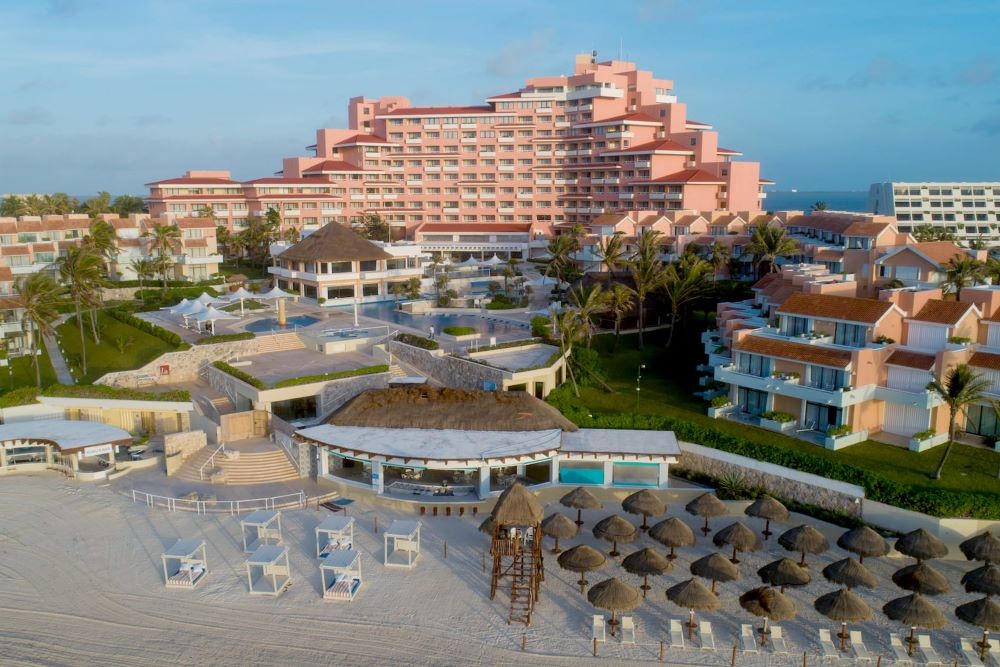 Wynhdham Grand Cancun