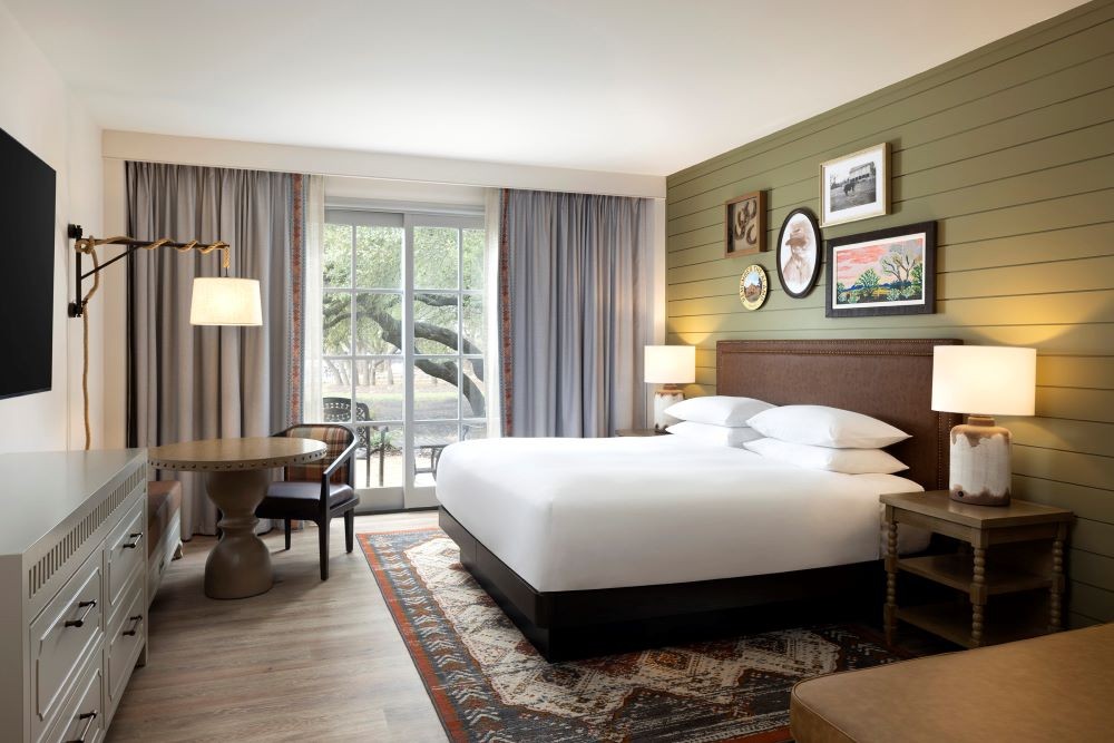 Hyatt Regency Hill Country Resort and Spa King Guest Room With Patio