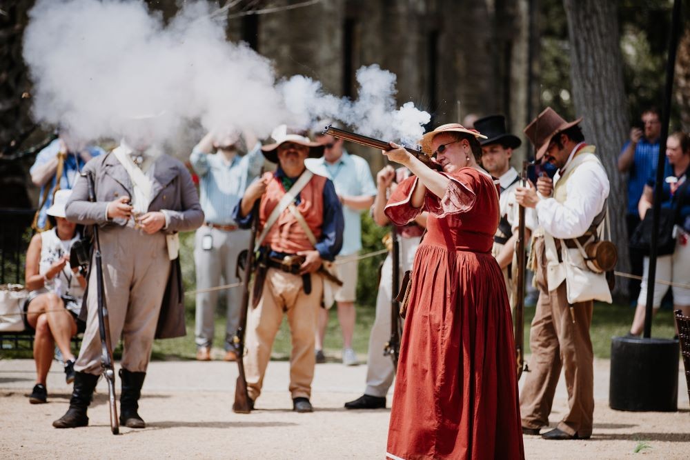  Demonstration by actors at The Alamo