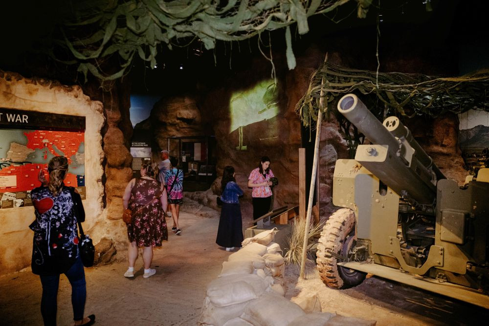 Meetings Today Live! South attendees visit the award-winning National WWII Museum.