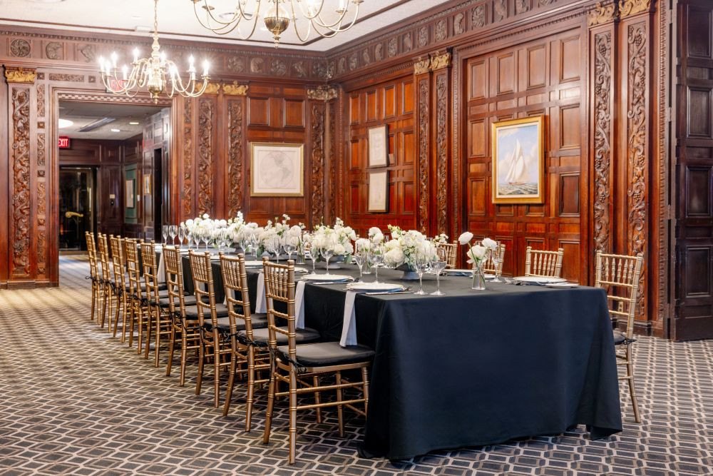 Hotel du Pont dinner setting