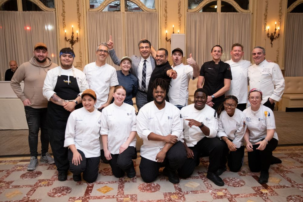 Seven Nations' dinner chefs and JWU students