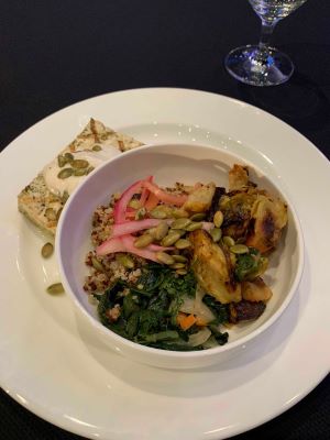 CleanMed default vegan quinoa powerbowl lunch.