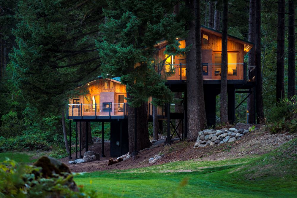 Skamania Lodge treehouses.