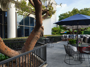 Sonesta Irvine Outdoor Patio