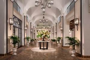 Vinoy Lobby St. Petersburg Resort, Photo Credit Jeff Heron