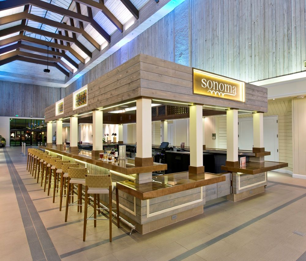Sonoma Lobby Bar at DoubleTree by Hilton Orlando at SeaWorld